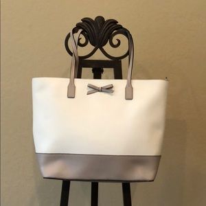 Kate Spade Authentic beige and ivory Satchel Tote
